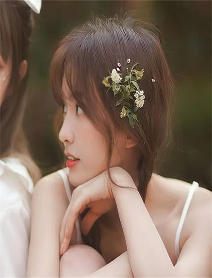 理论片在线手机观看_三年观看免费观看高清_容易受伤的女人原唱